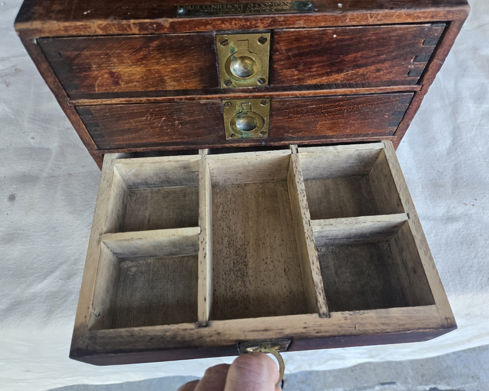 Paul G Niehoff & Co Starter Generator Automotive Counter Parts Display Box Flush