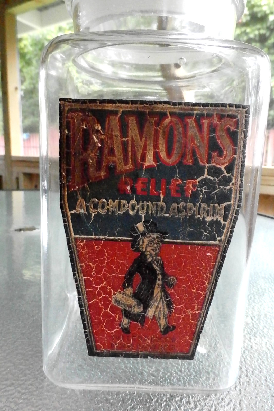 RAMON’S RELIEF A COMPOUND ASPIRIN- THE LITTLE DOCTOR – STORE COUNTER DISPLAY JAR