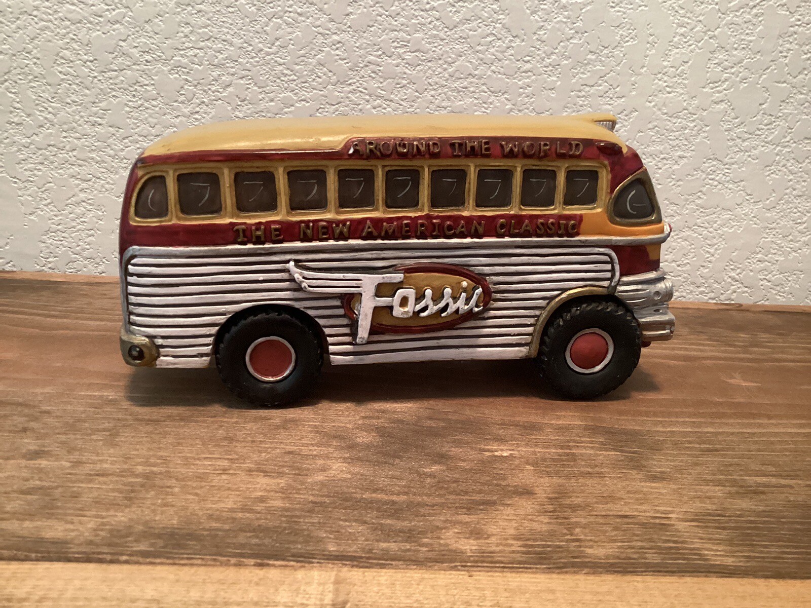 FOSSIL Watch Around The World American Classic Yellow Bus Vehicle Watch Display