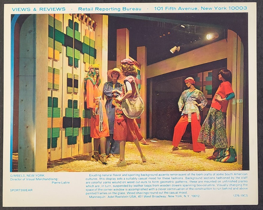 1976 GIMBELS, NEW YORK WINDOW DISPLAY PHOTO PRINT SOUTH AMERICAN LOOM CRAFTS
