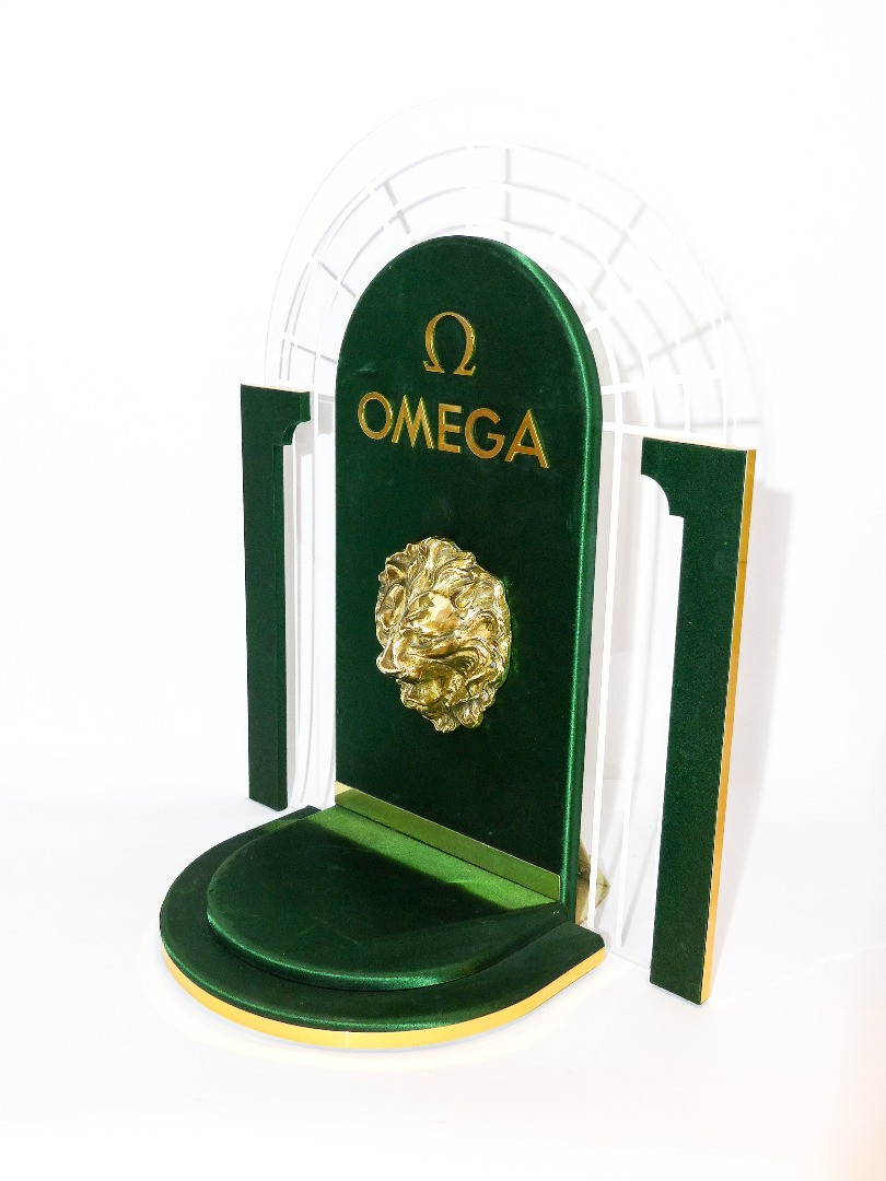 Omega LION presentation display (advertising for retailers)