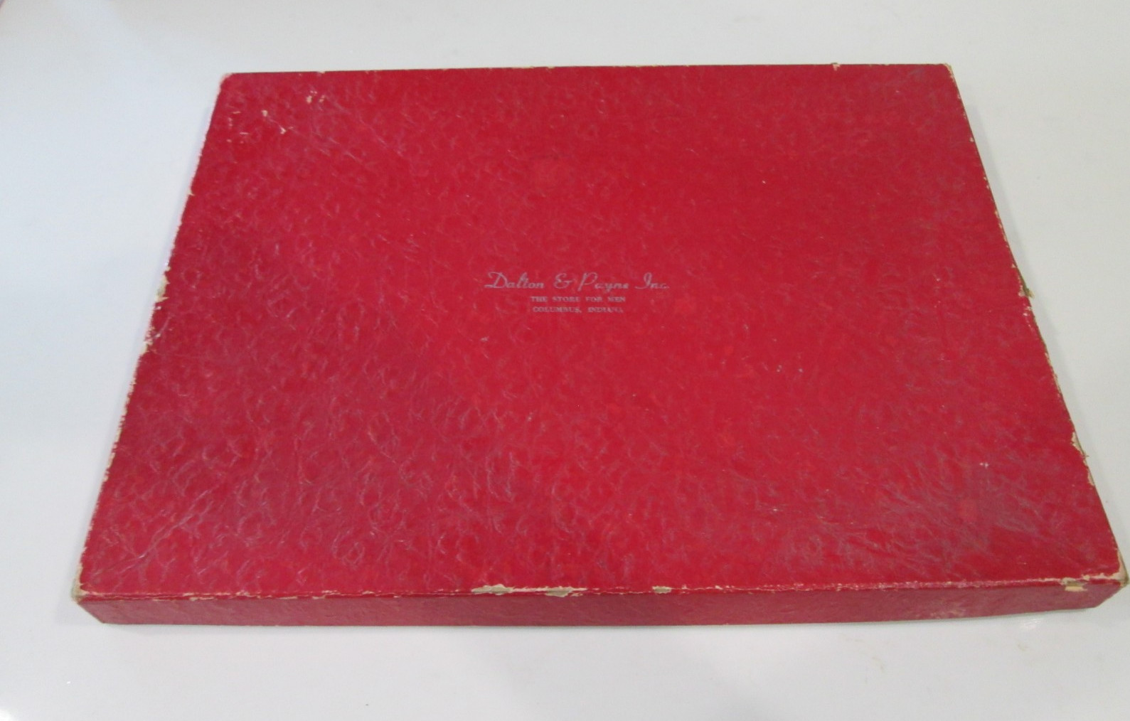 Vtg DALTON & PAYNE INC, The Store for Men, Columbus, Indiana Red Gift BOX 15x11x