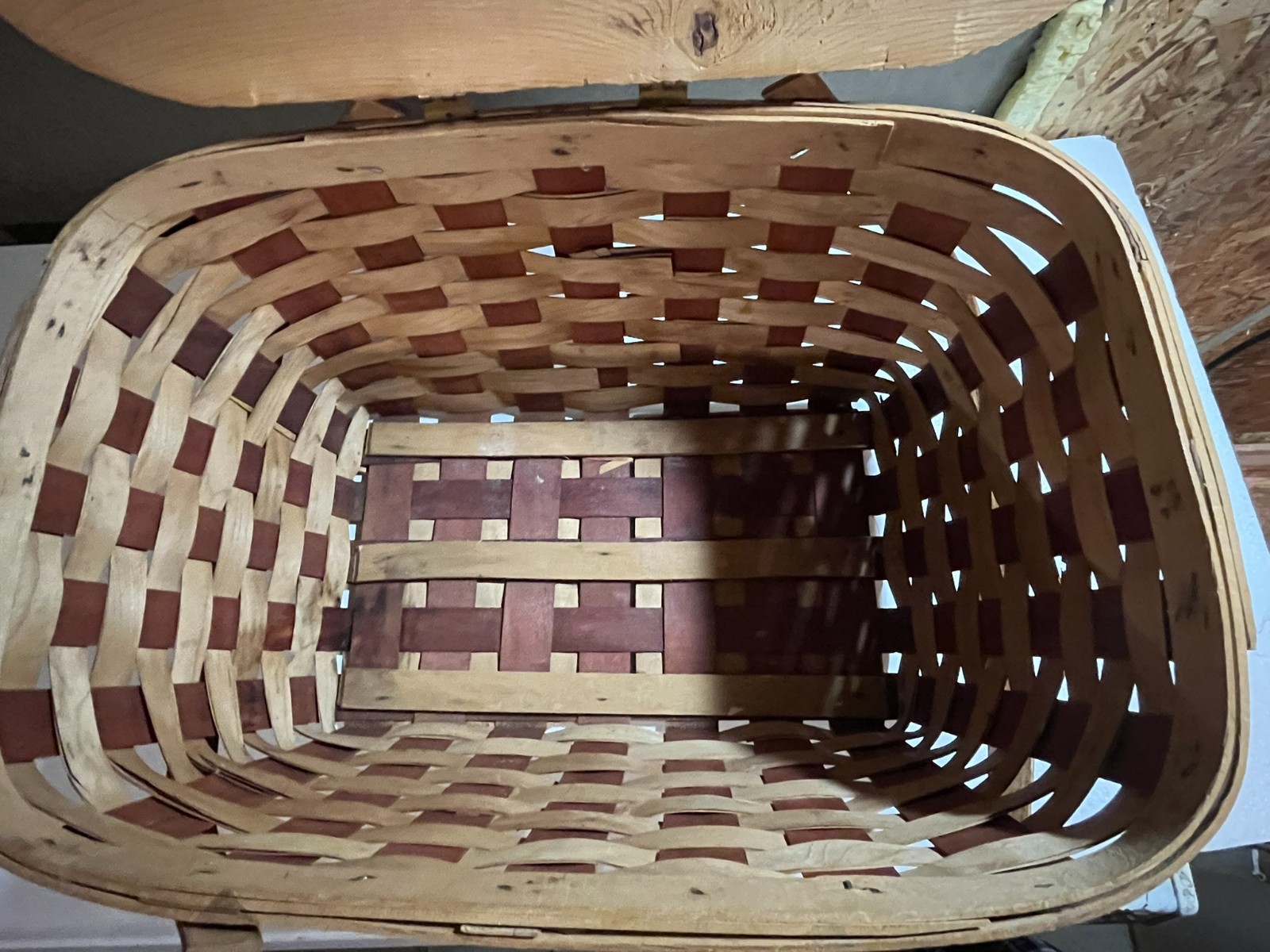 Early 1900s Dane-T-Bits Iced Coffee Cakes Vendor Basket Woven Picnic Style VT