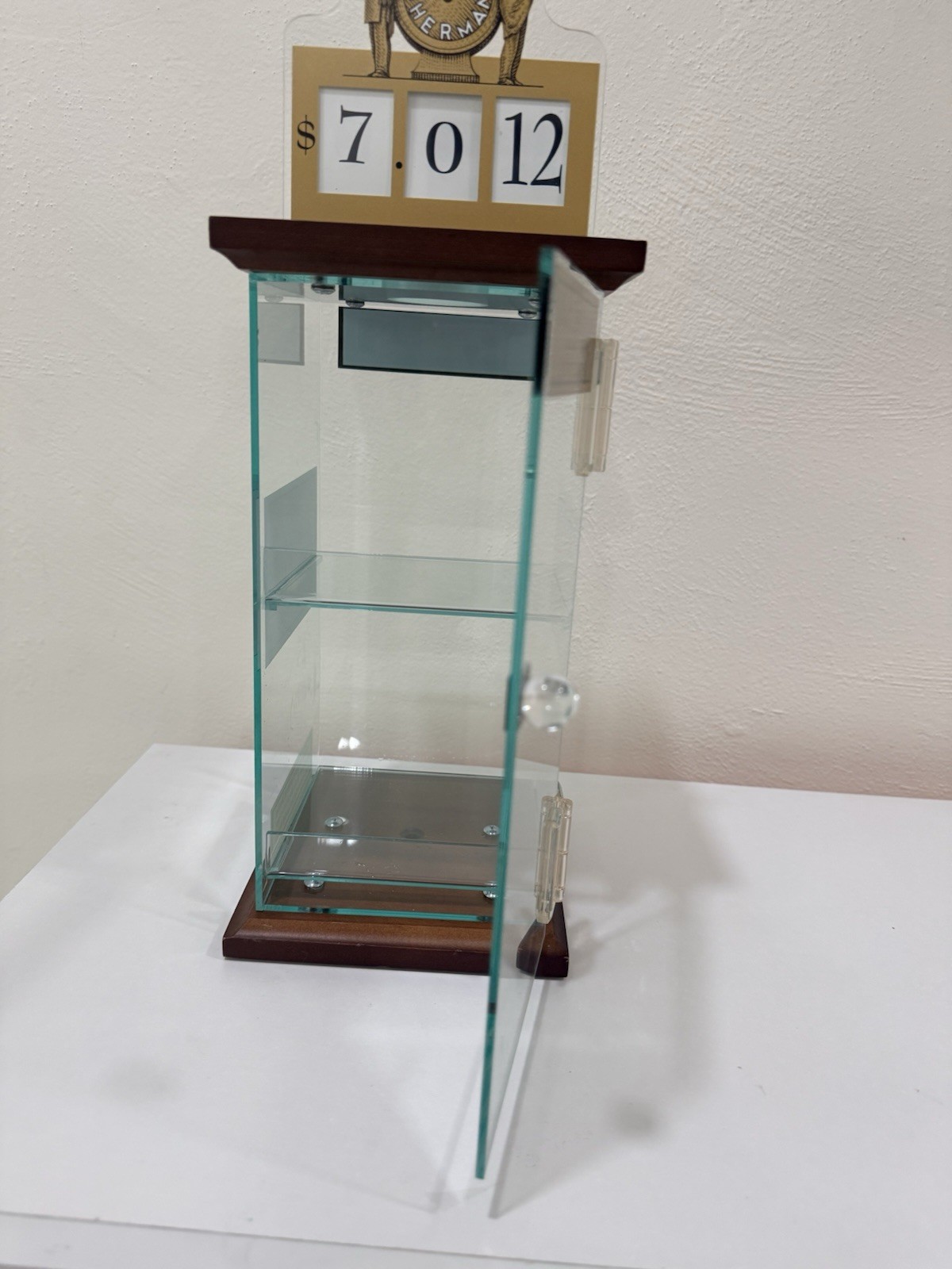 Vintage Nat Sherman Luxury Cigarettes Acrylic Counter Display Case Wood Base