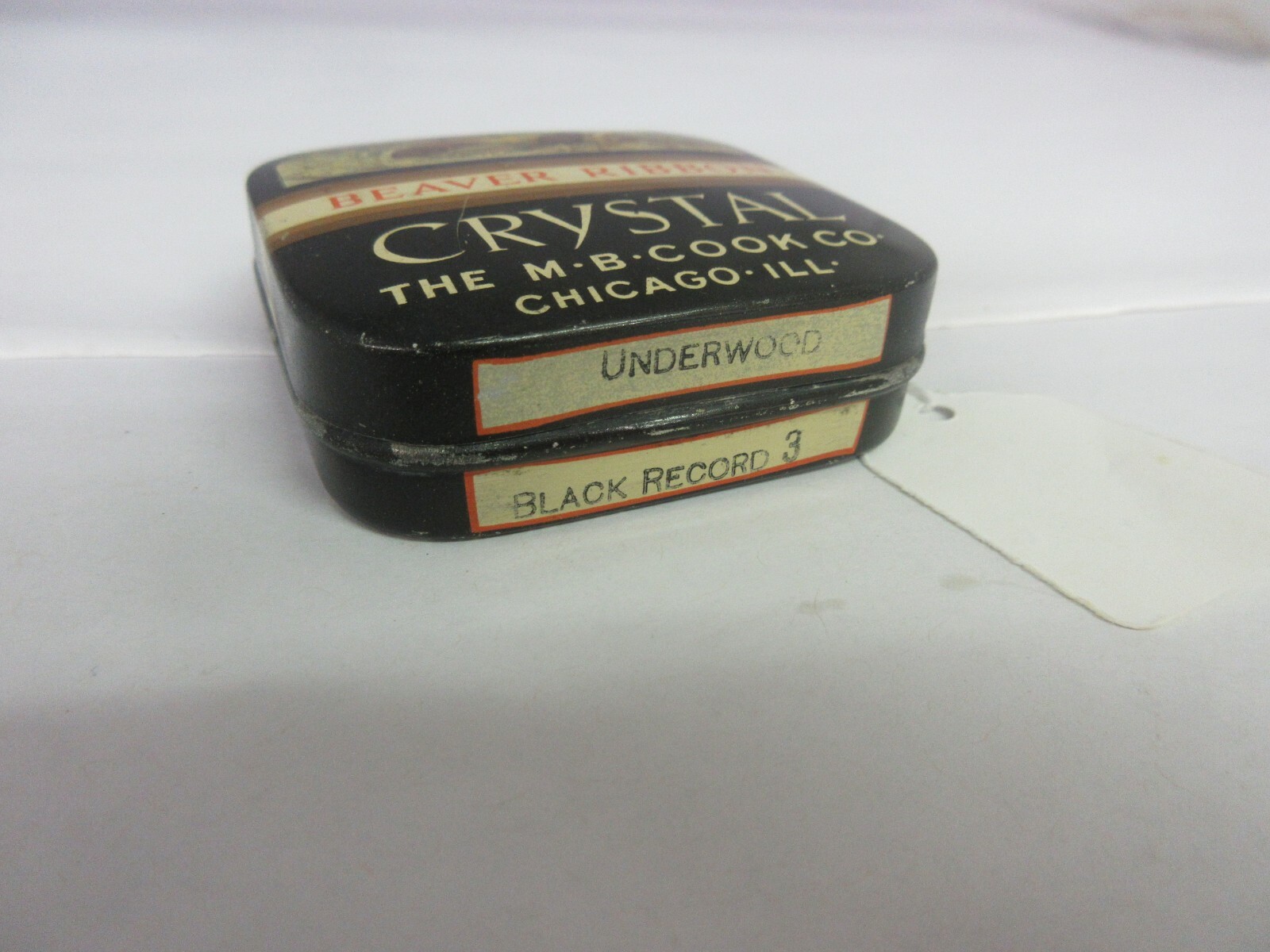 VINTAGE ADVERTISING TYPEWRITER RIBBON BEAVER COLLECTIBLE TIN 773-