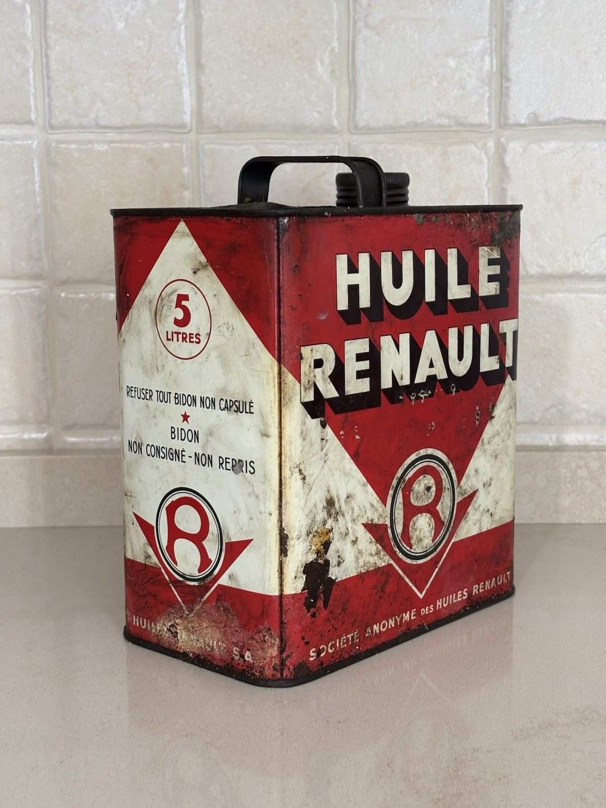 Antique Oil Milk. Renault. Motor Oil.