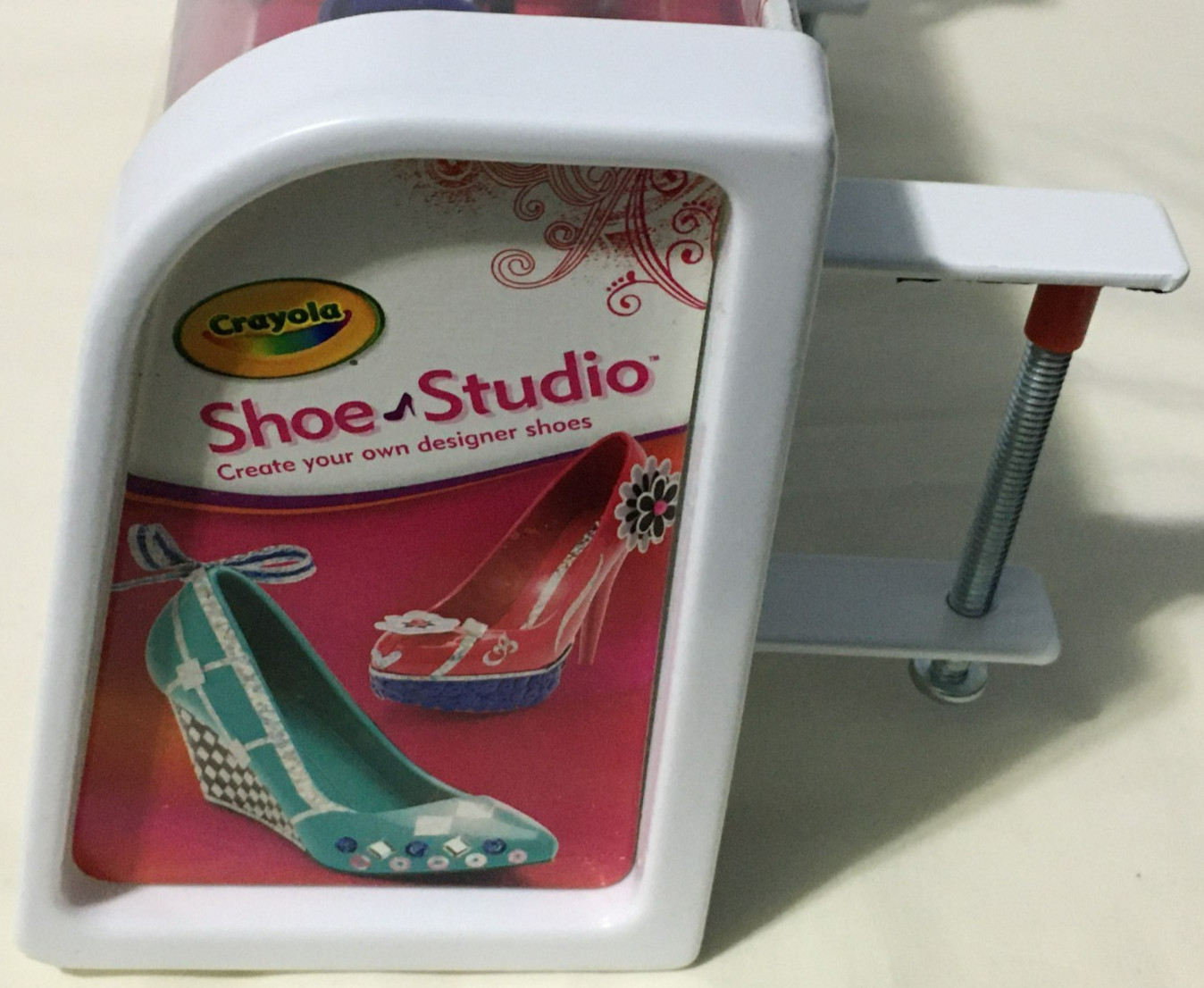 Crayola Shoe Studio Store Display ToysRus