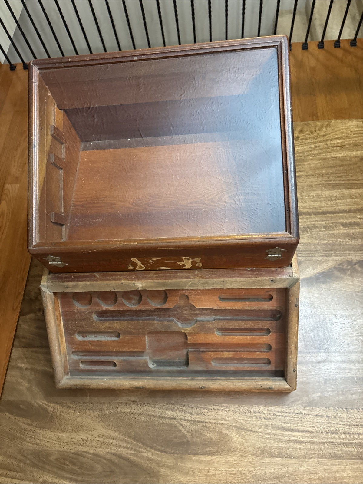 Antique Henry Hanson Co. Tap & Die – Display Case/Box -Store Display With Base
