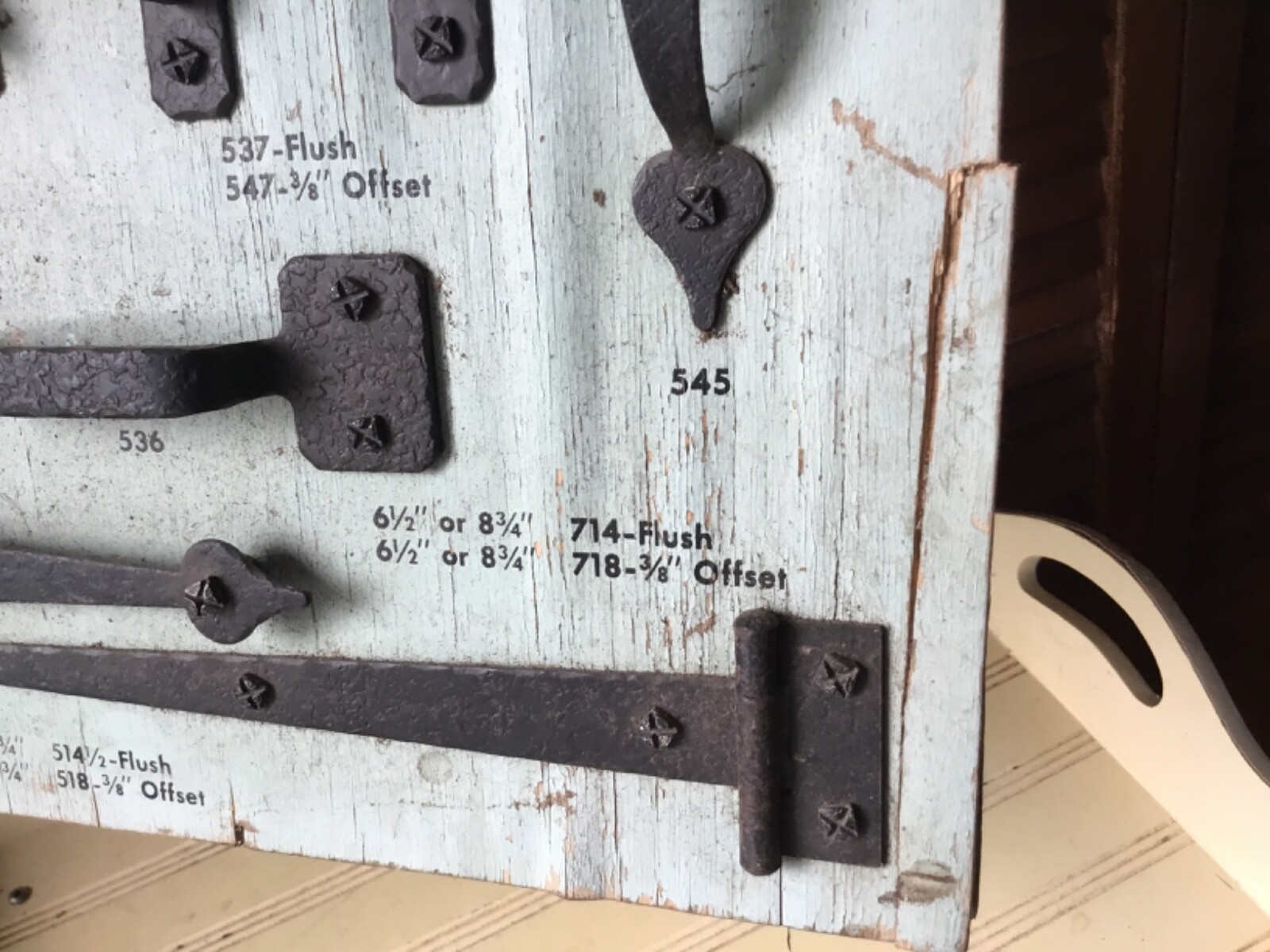 ANTIQUE McKINNEY ADVERTISING STORE DISPLAY 14 BLACK WROUGHT IRON HINGES HANDLES+