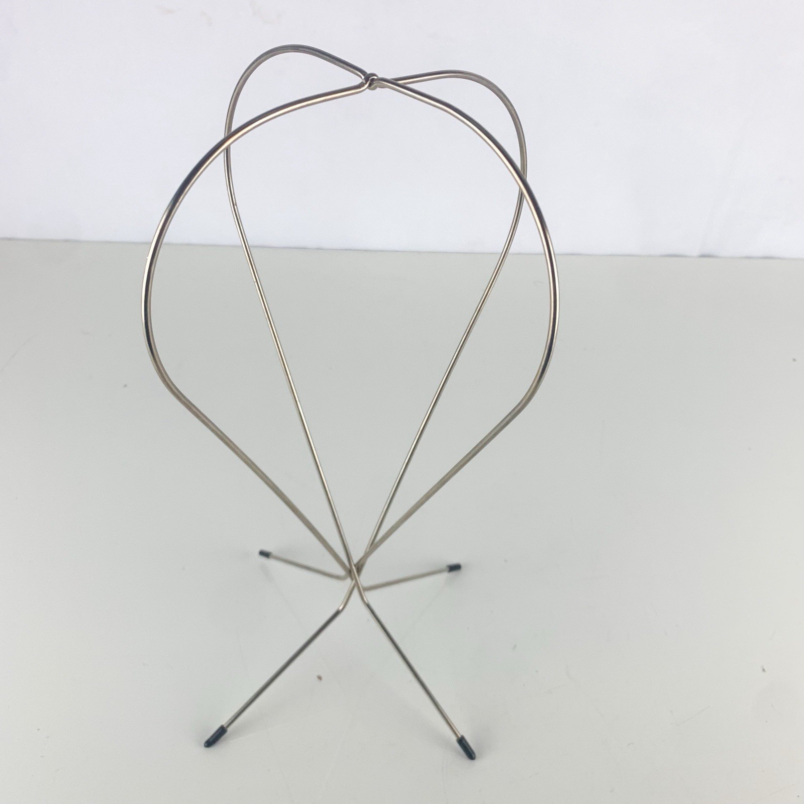 Antique Vintage Wire Millinery Hat/Wig Display Store Stand 12″ Tall Metal Rubber