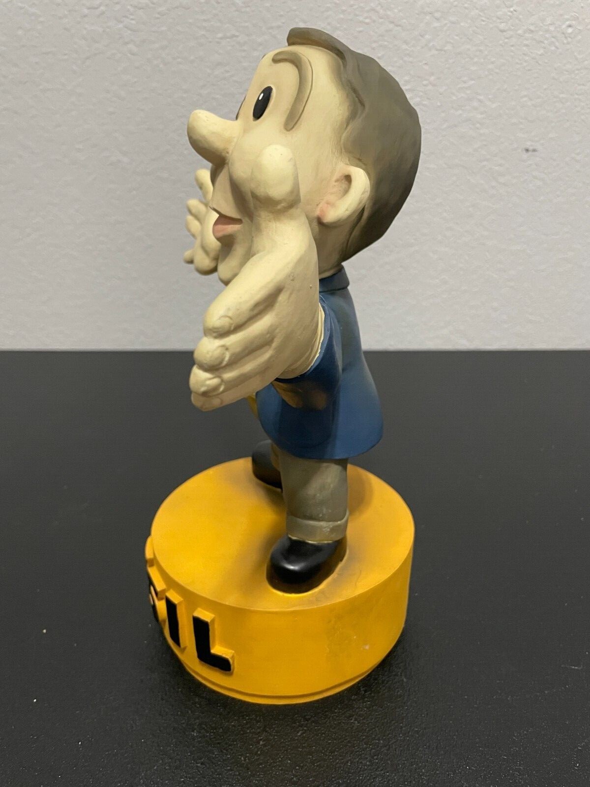 Fossil Watch Huge 13″ Store Display Figure/Statue Great Condition