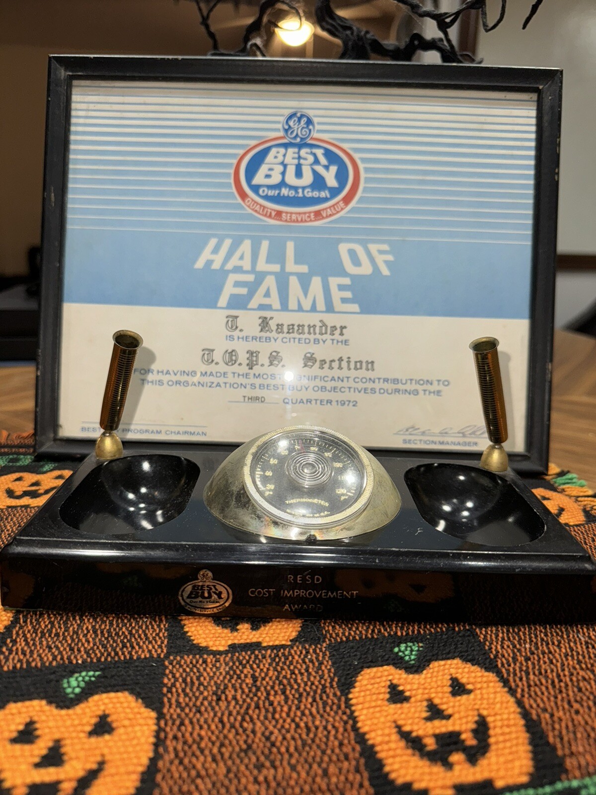 RARE Vintage 1970s Best Buy Hall Of Fame Certificate & Desk Organizer Award