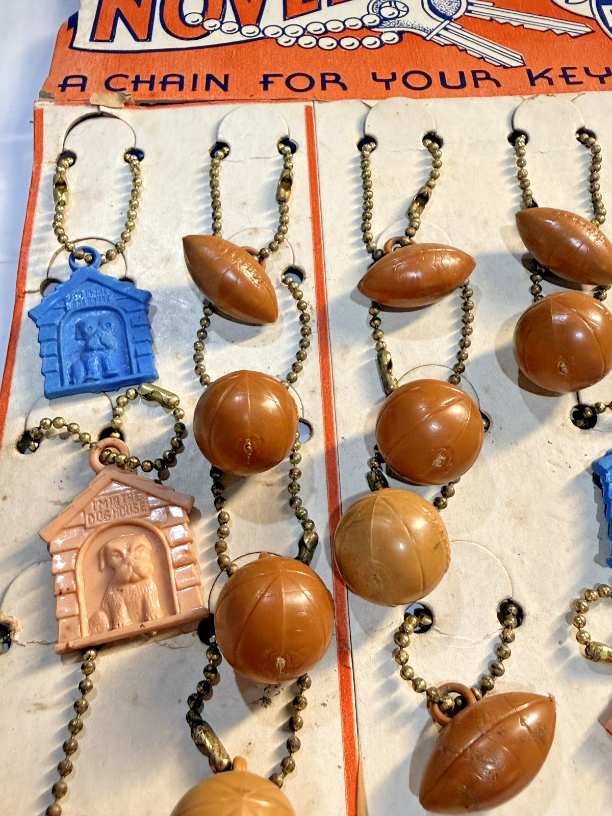 Vtg Novelty Key Chain Plastic Sports Dog House Cowboy Hat Original Display of 24