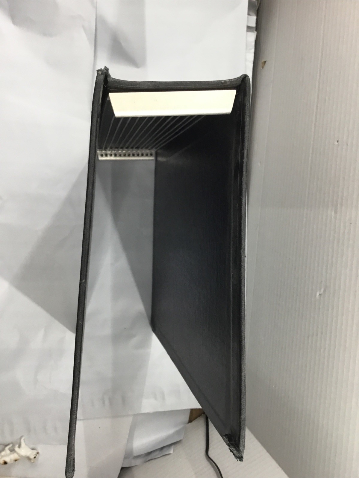 Black Belt Hardcover Magazine Binder NO MAGAZINES BINDER ONLY Bookshelf
