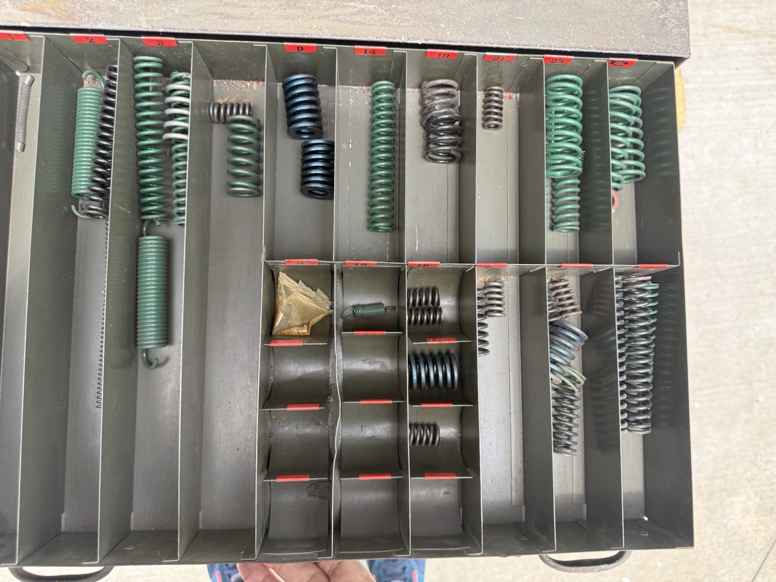 VTG Corry PA Raymond Man. Co. Quality Springs Metal Cabinet W/Springs Included