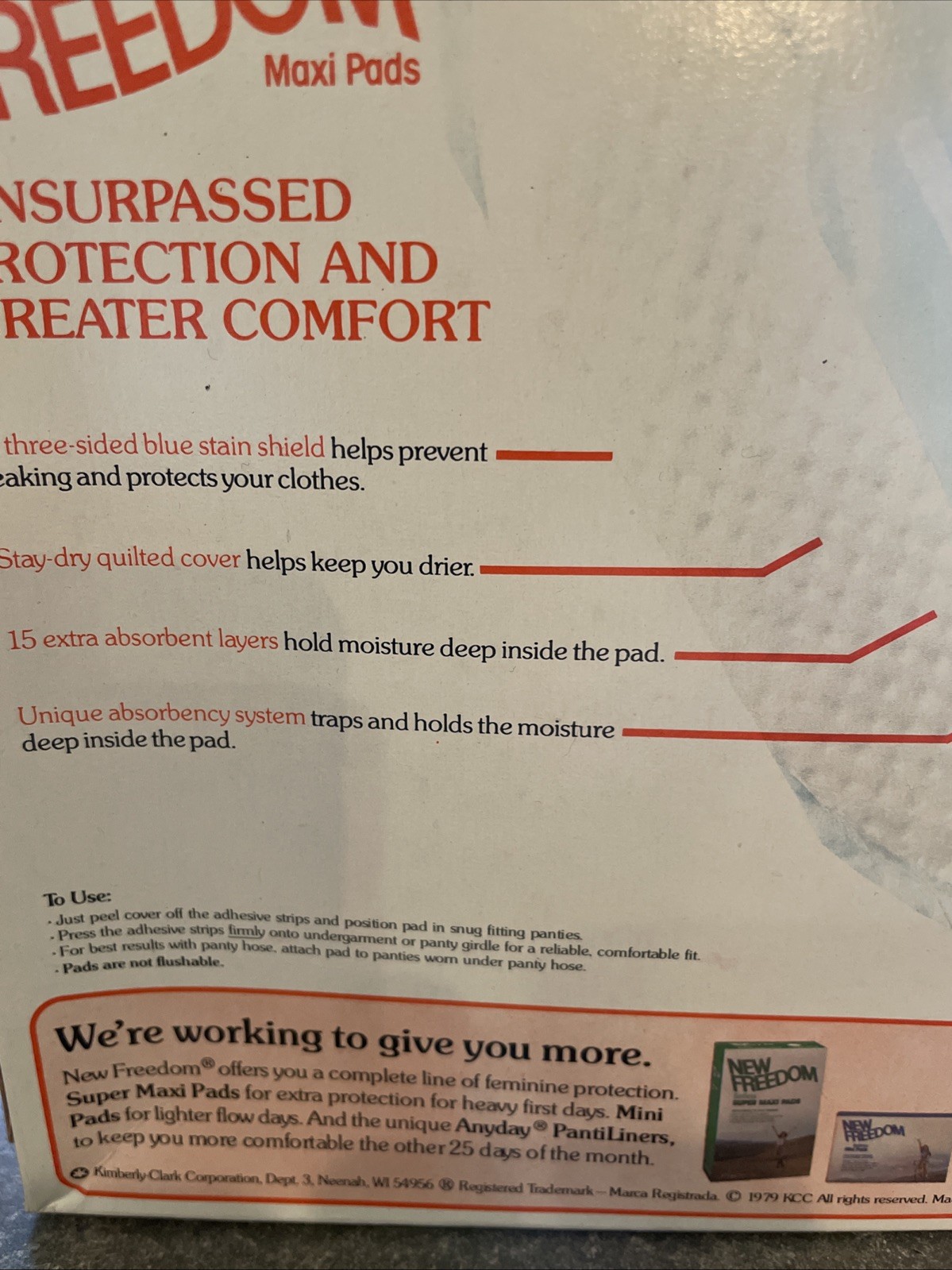 Vintage New Freedom Beltless Maxi Pads advertising Set Prop 70’s 80’s 12 Count