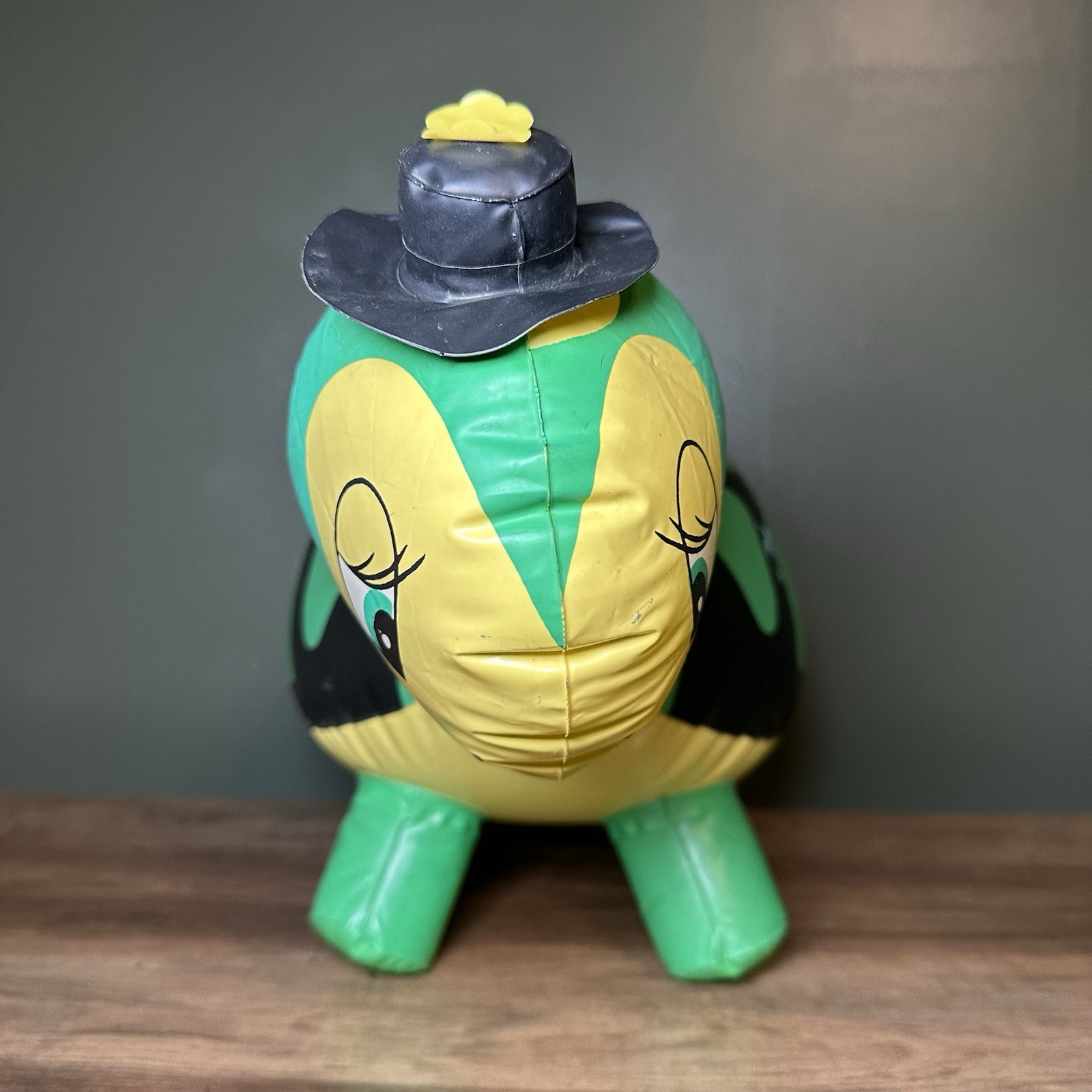 Vintage 19” Turtle Wax Tommy the Turtle Inflatable Advertising Promotional Item