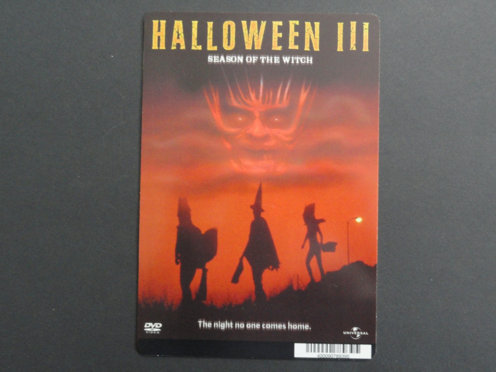 HALLOWEEN III: SEASON OF THE WITCH BLOCKBUSTER VIDEO STORE BACKER CARD