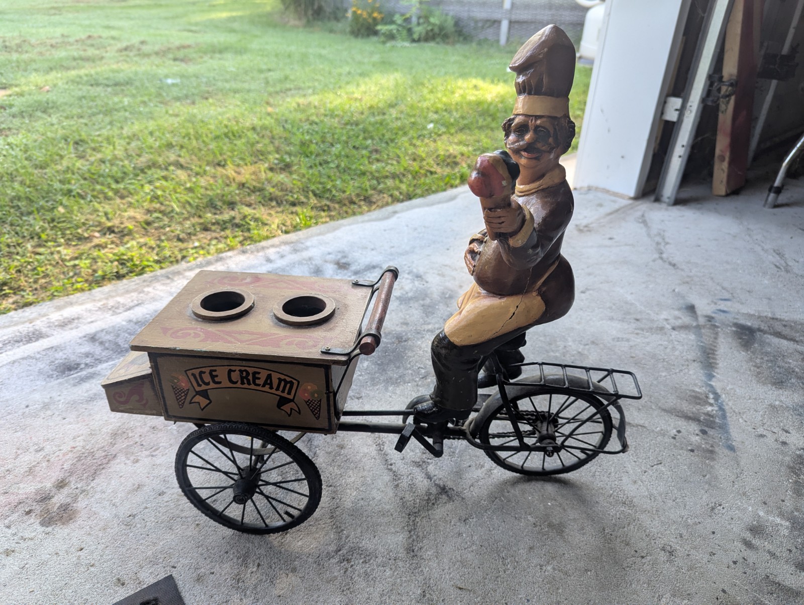Rare HTF Metal & Wood Decorative Vintage Ice Cream 3 Wheel Bicycle n Cart+ Man