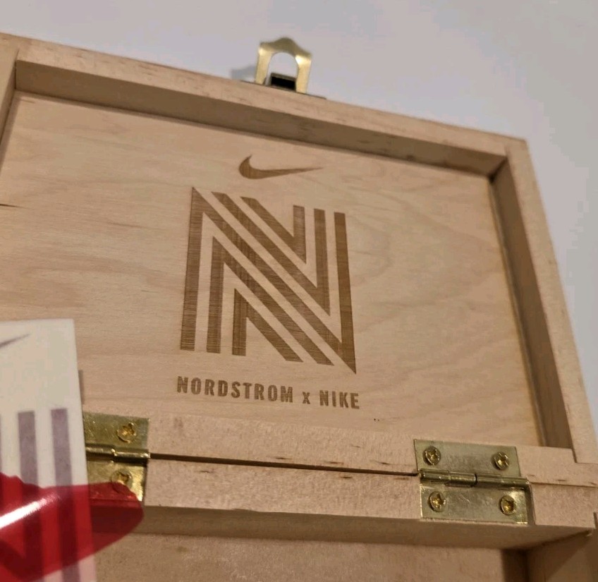 RARE NIKE SMALL NORDSTROM X WOOD JEWELRY PROMO BOX MIRACLE KICKS FORTUNE TELLER