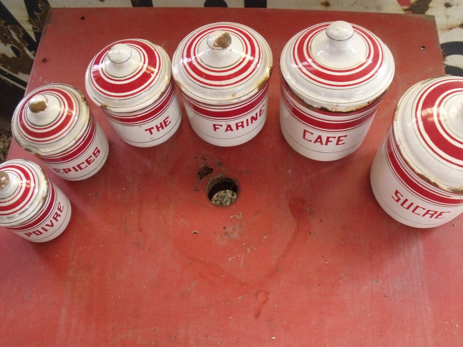 6 ANTIQUE ENAMELLED POTS WITH COFFEE TEA LID. indus. factory, GARAGE CAR MOTORCYCLE,