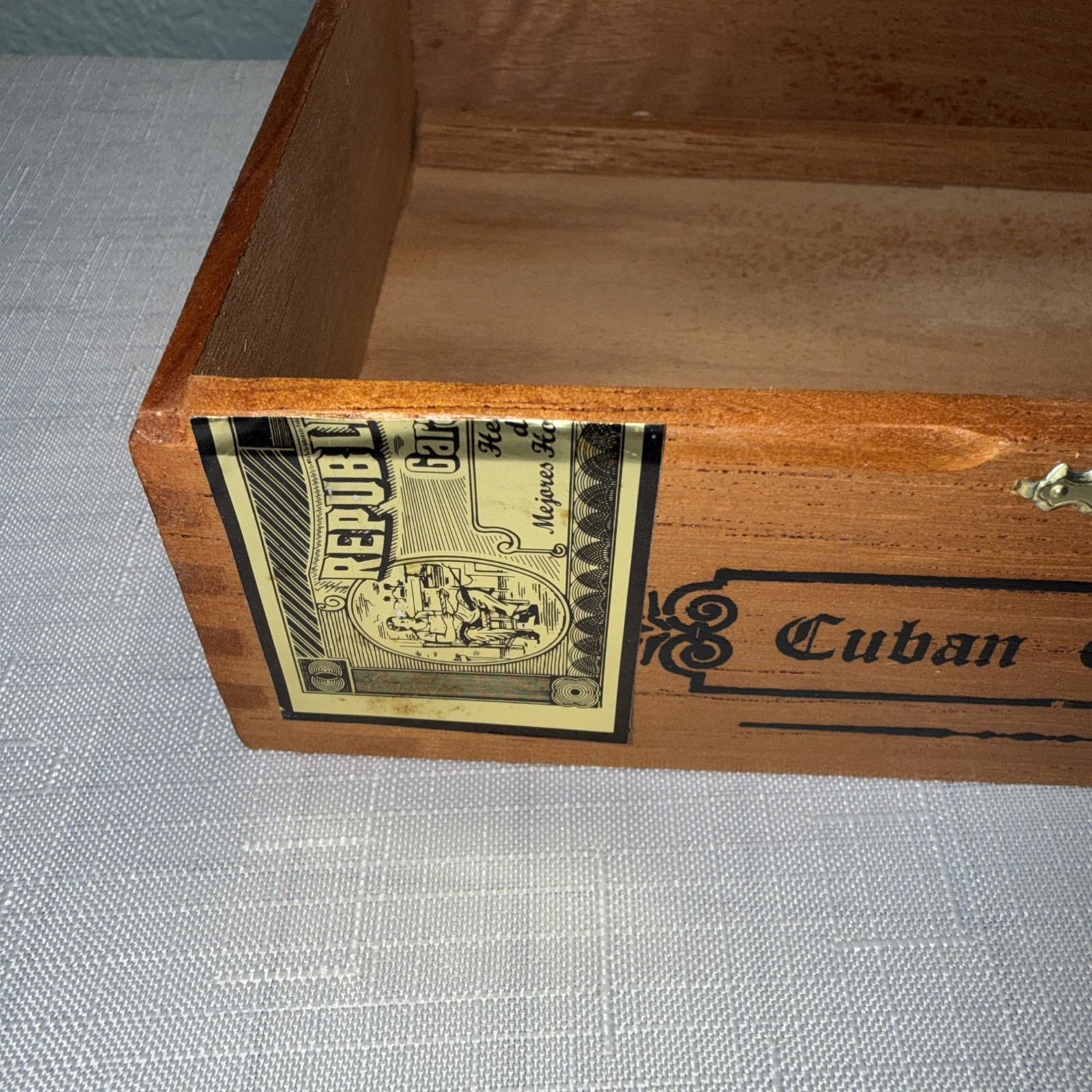 VTG Cigar Box Arturo Fuente Wooden Empty Cigar Box Cuban Corona