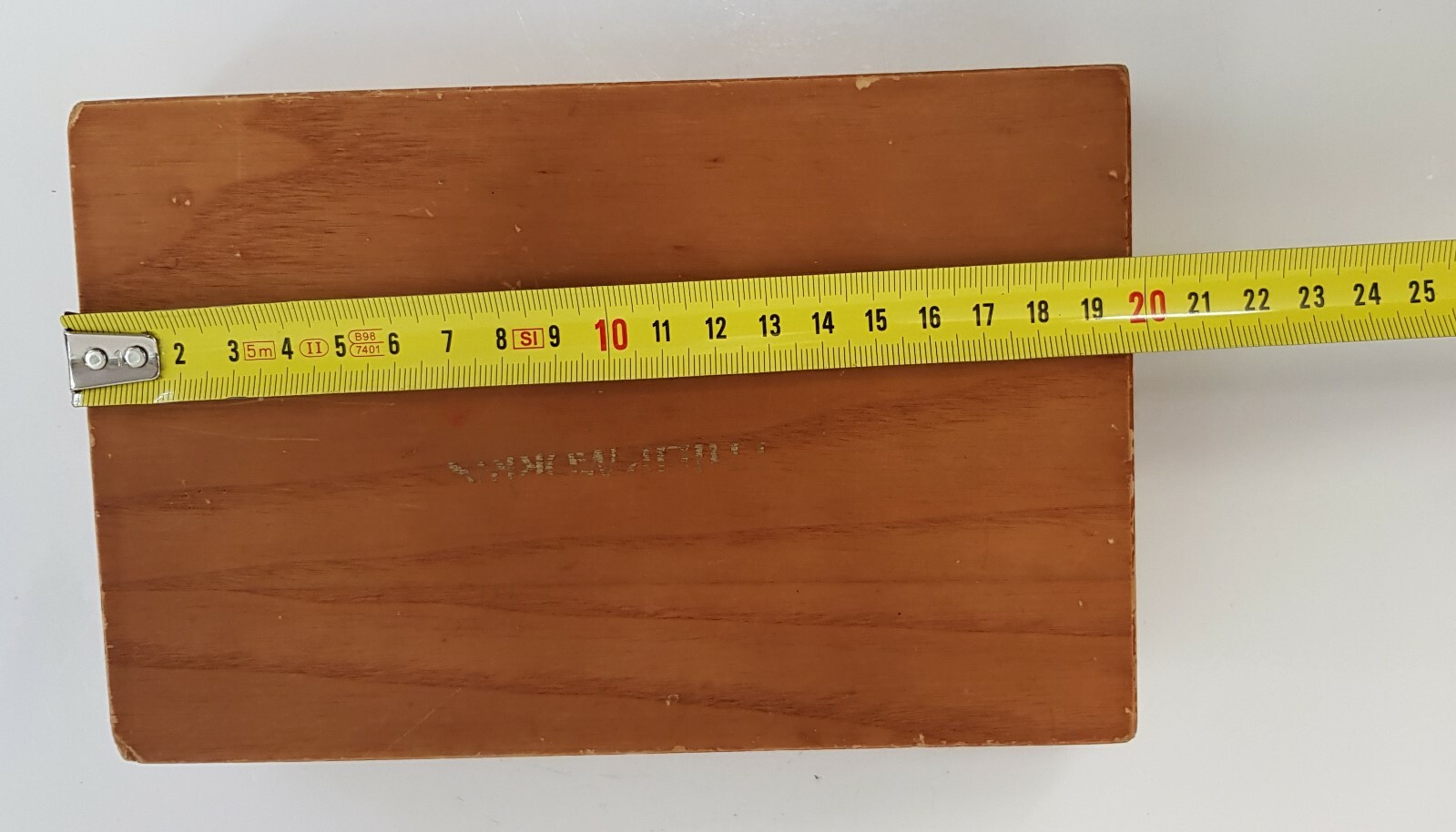 JOLLY HOTELS CHESTERFIELD PHILP MORRIS Pub Cigarette Tobacco Holder Wooden Box