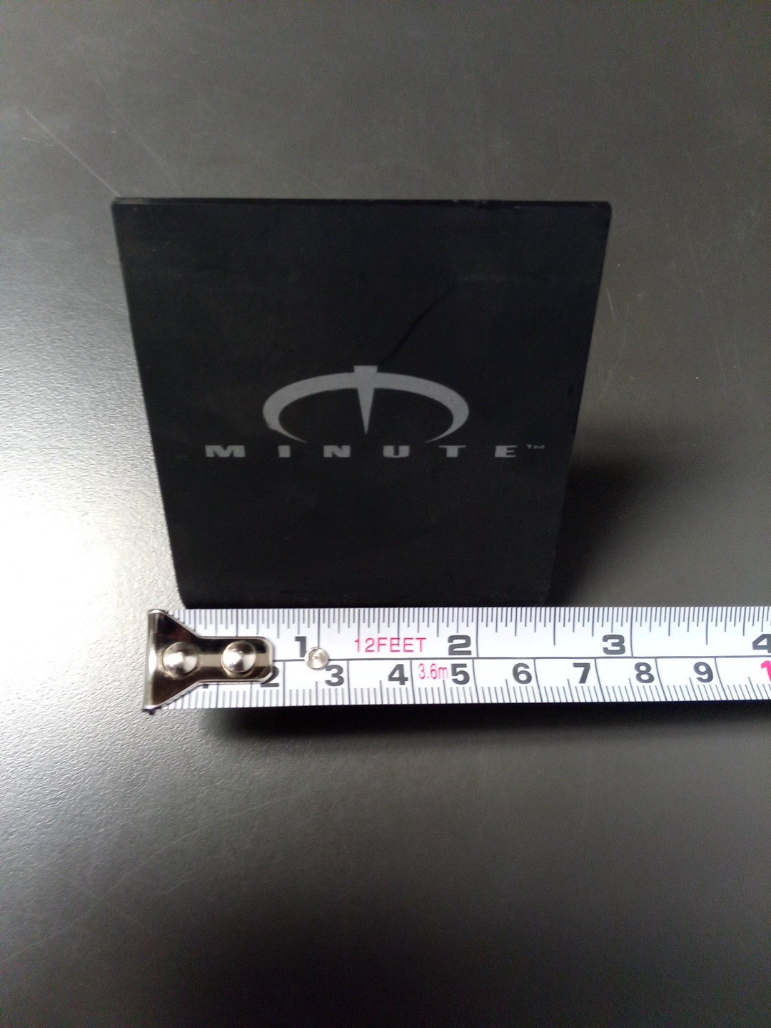 Oakley Pop Stand – Minute