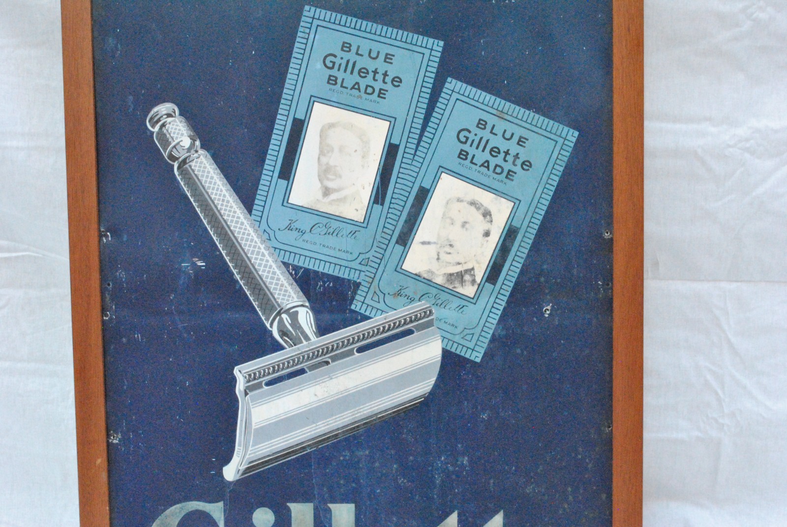 RARE Vintage ’50s Metal Signboard GILLETTE BLADE Metal Sign 70 x 50