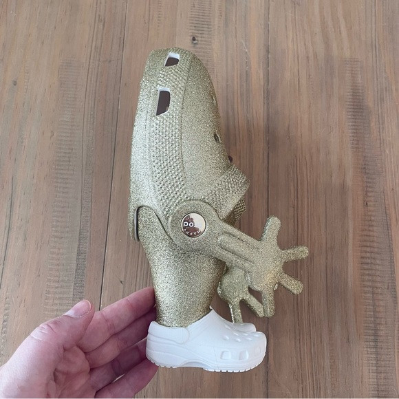 Croc Day 2021 Lil’ Classic Gold Glitter Exclusive Shoe Figure Doll 10”