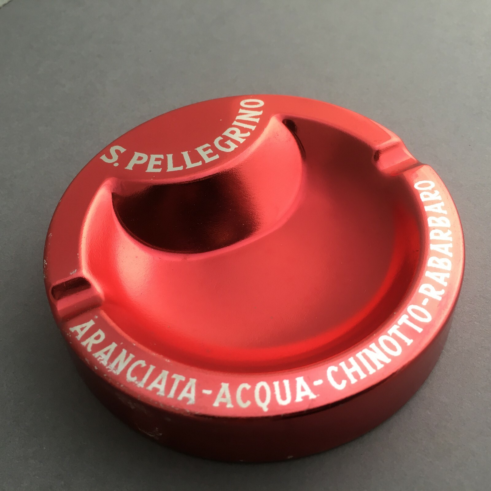 S.PELLEGRINO ORANGE WATER QUINOTTO ASHTRAY ALUMINUM ANODIZED RED ’70