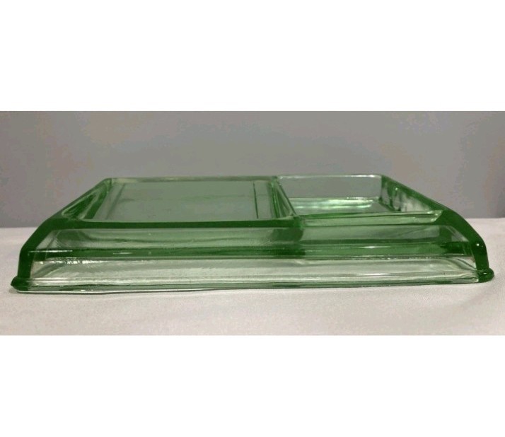Clarks Teaberry Gum Display Tray Uranium Glass