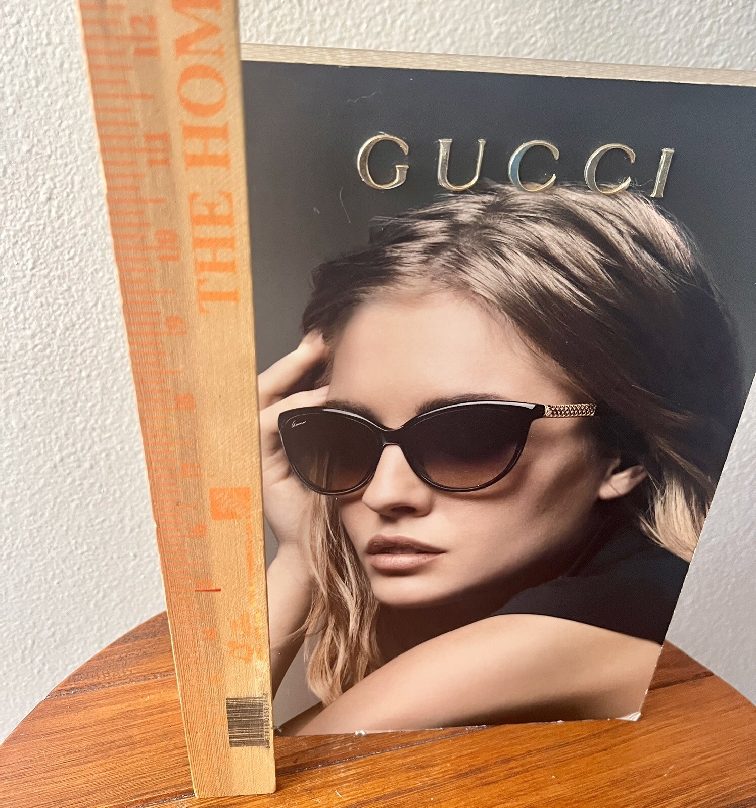 VINTAGE GUCCI EYEWARE PLEXIGLASS EMBOSSED BOX DISPLAY SIGN 11.5”X8.5X1.5”
