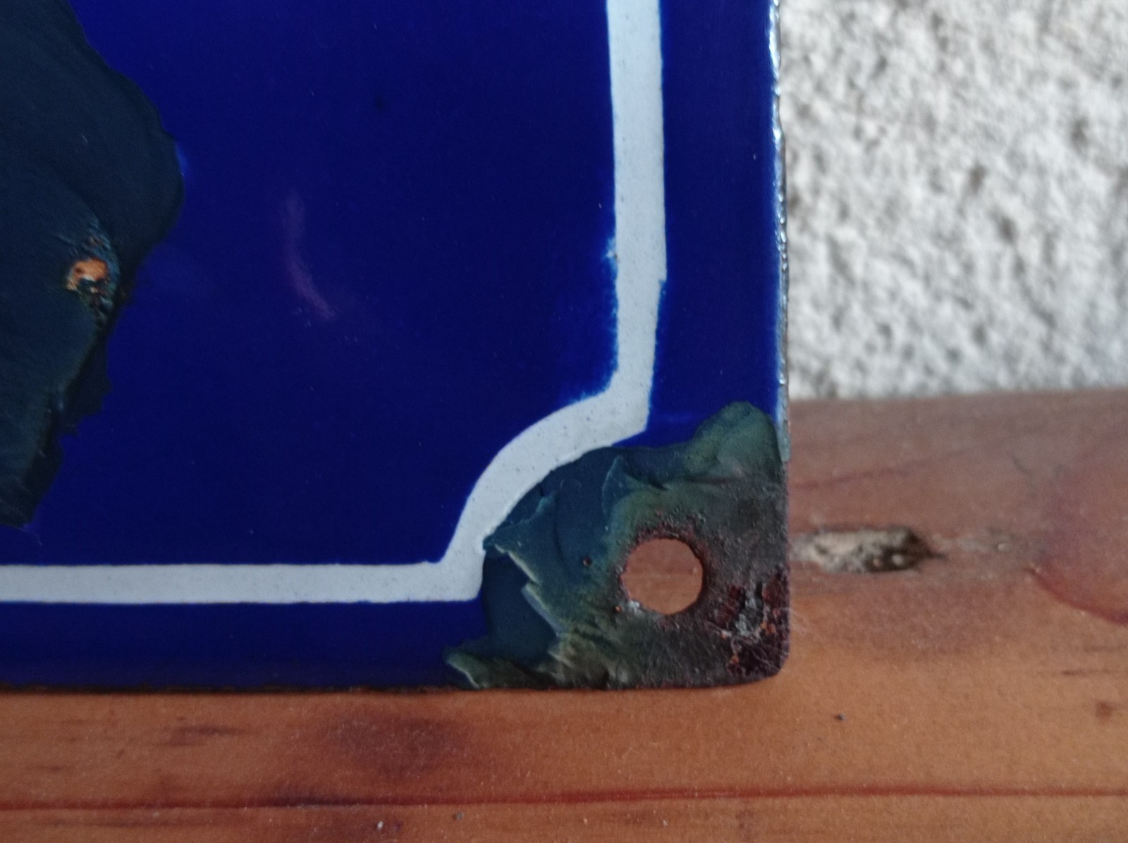 OLD ENAMELLED STREET, HOUSE PLAQUE – NUMBER 3 – 15 x 20 cm – BOMBED