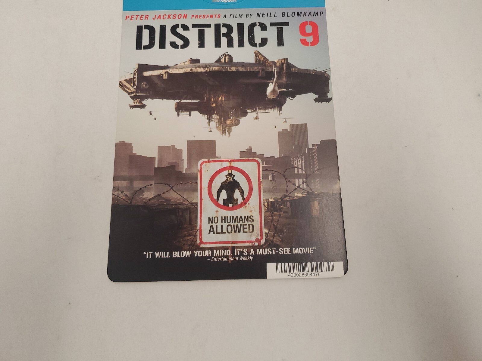 District 9 BLOCKBUSTER SHELF BLU-RAY BACKER CARD ONLY 5.5″X8″