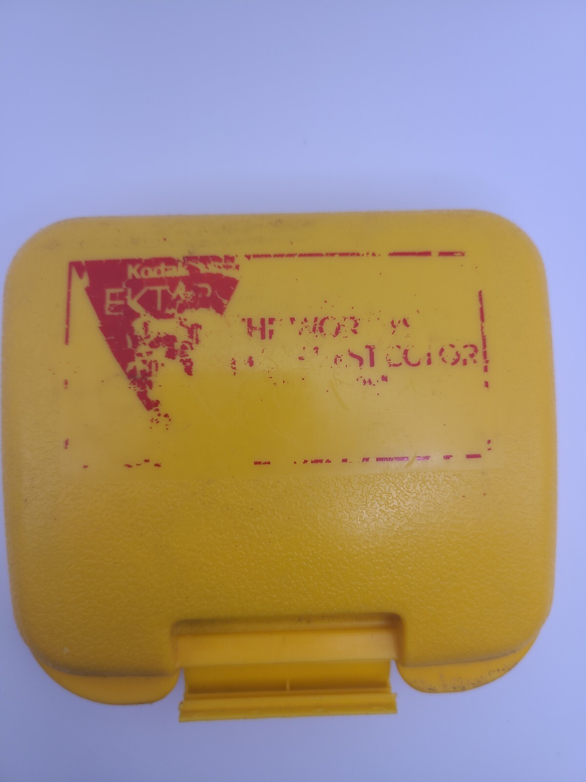 Kodak 35mm Film Yellow Plastic Storage Container Case Camera CP 135-24