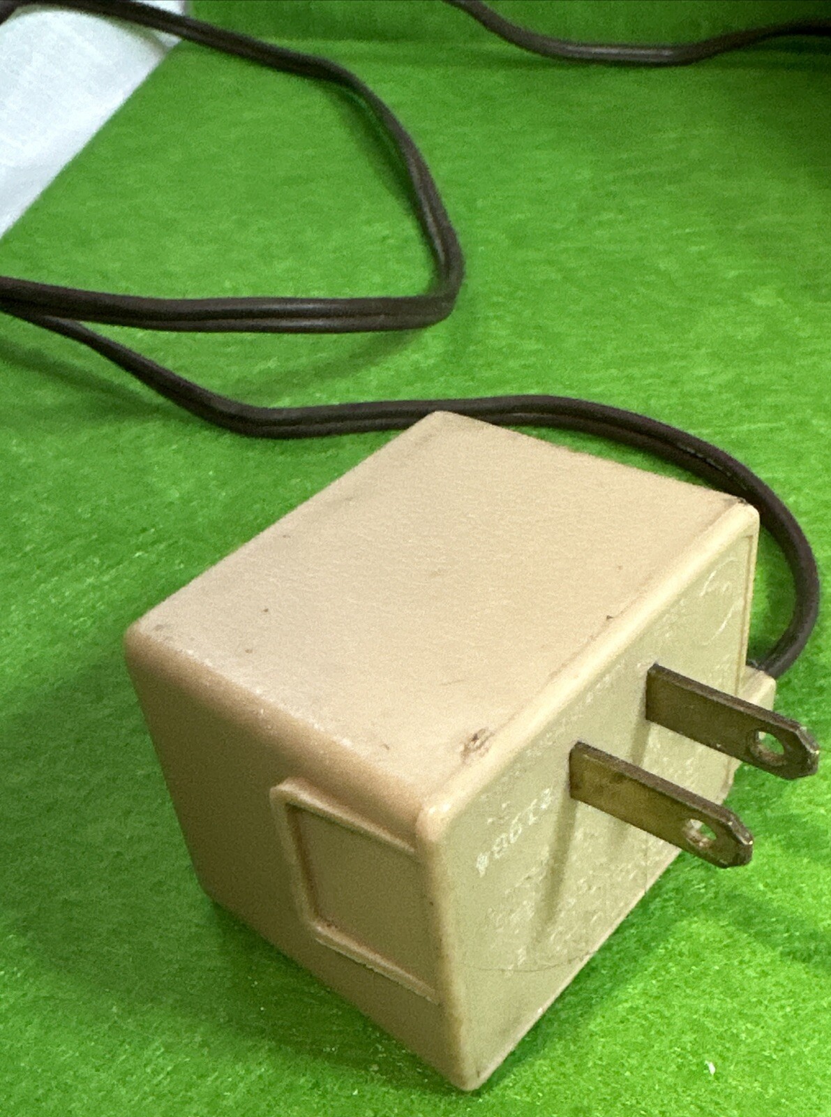 Vintage Hobby/Model Train Store Counter Display ~ MINIATRONICS Flasher Beacons