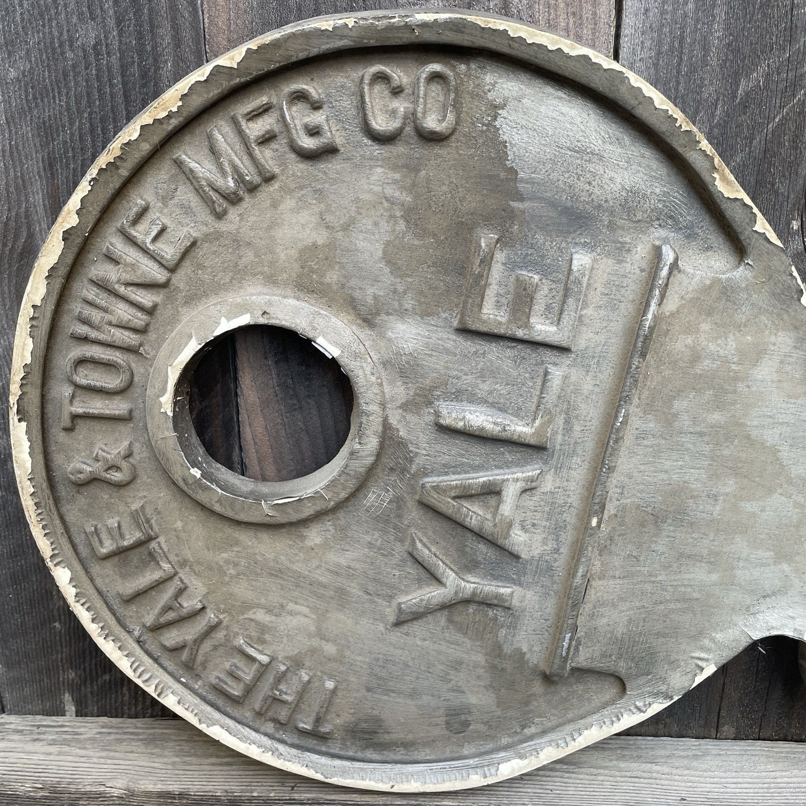 Vintage 1940’s Yale & Towne MFG CO Keys Large Hardware Store Advertising Sign