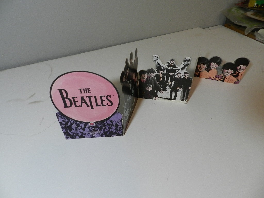 VINTAGE 1988 THE BEATLES- RECORD STORE COUNTER DISPLAY-MUSIC STORE DISPLAY