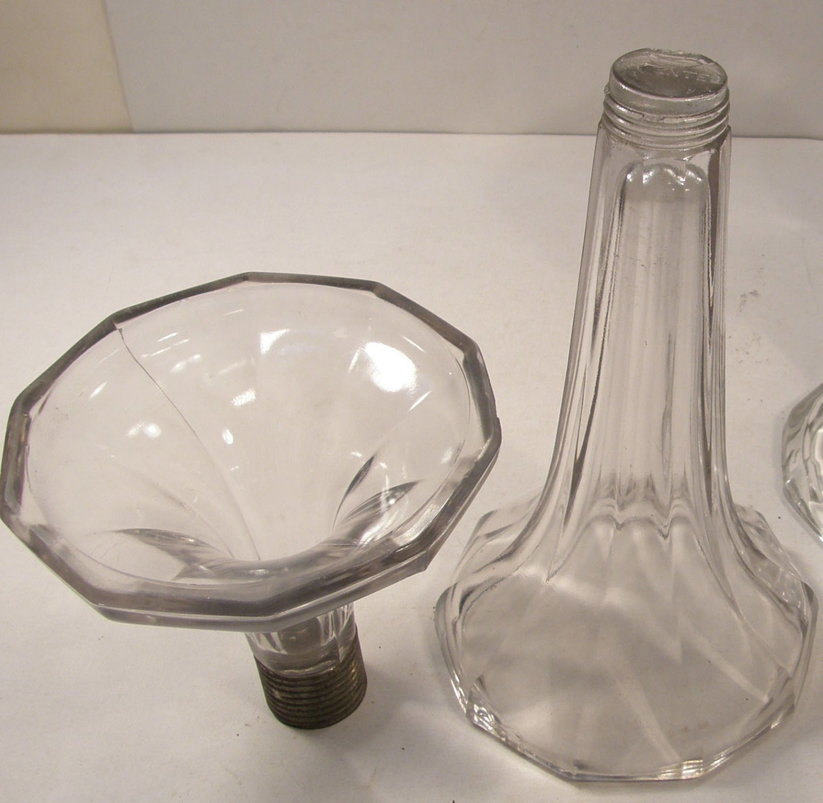VINTAGE ANTIQUE 12 1/4″ GLASS SHELF SUPPORT RISER PILLAR SODA FOUNTAIN STORE