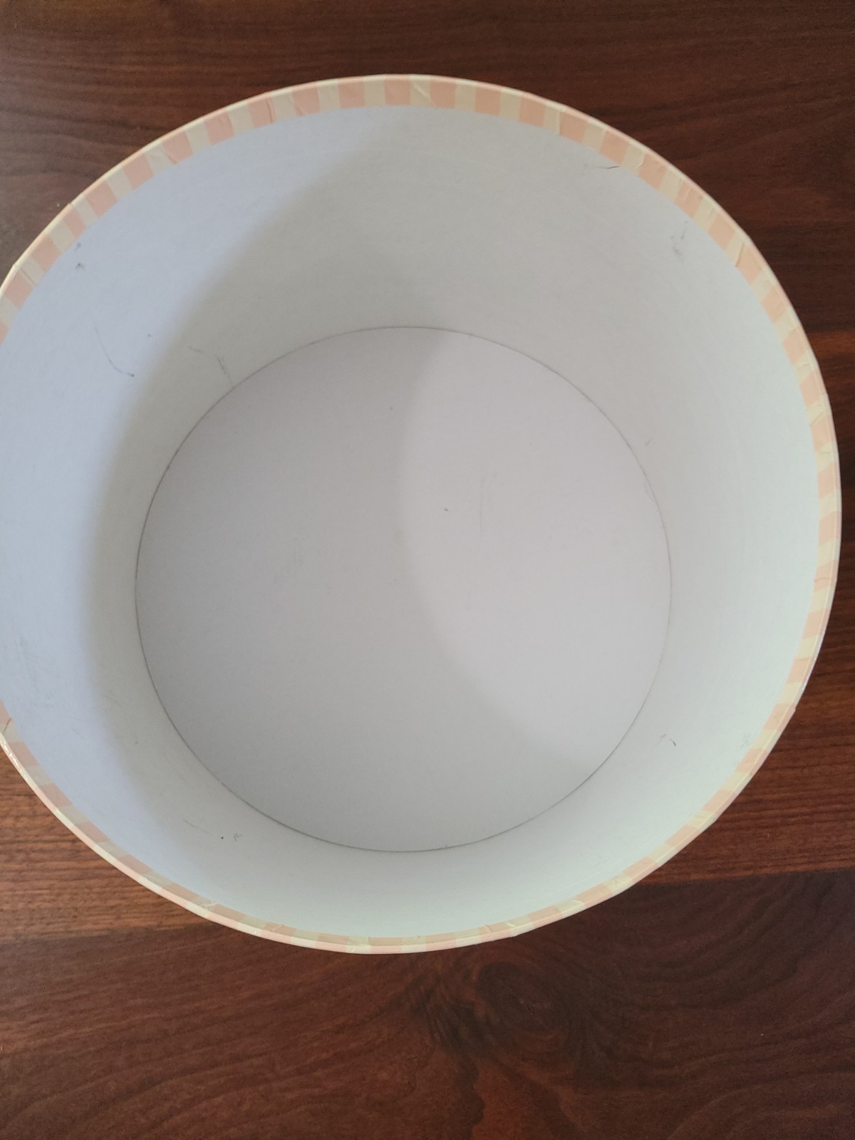 Victoria’s Secret Pink Stripe Round Gift Hat Box Vintage 8×12 Display