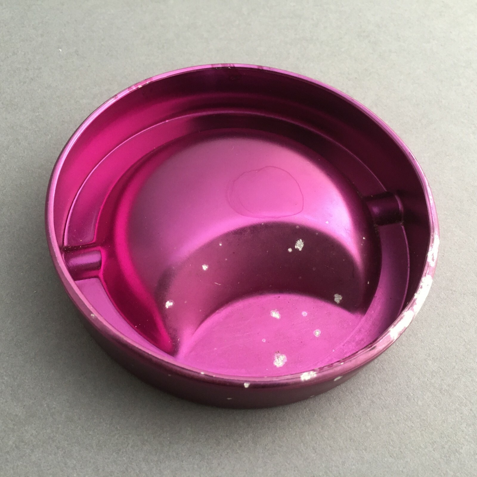 S.PELLEGRINO LEMONADE BITTER ORANGE ASHTRAY ALUMINUM ANODIZED PURPLE ’70