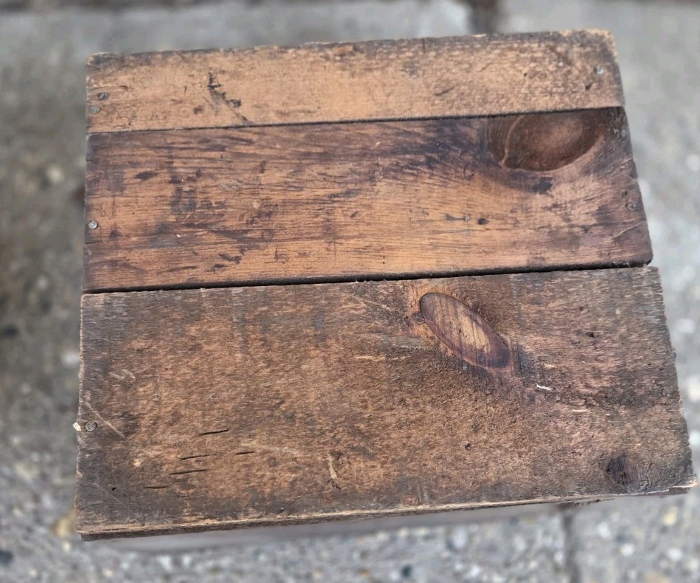 Antique Stromberg Carburetor For Pontiac Wood Box Advertising Crate