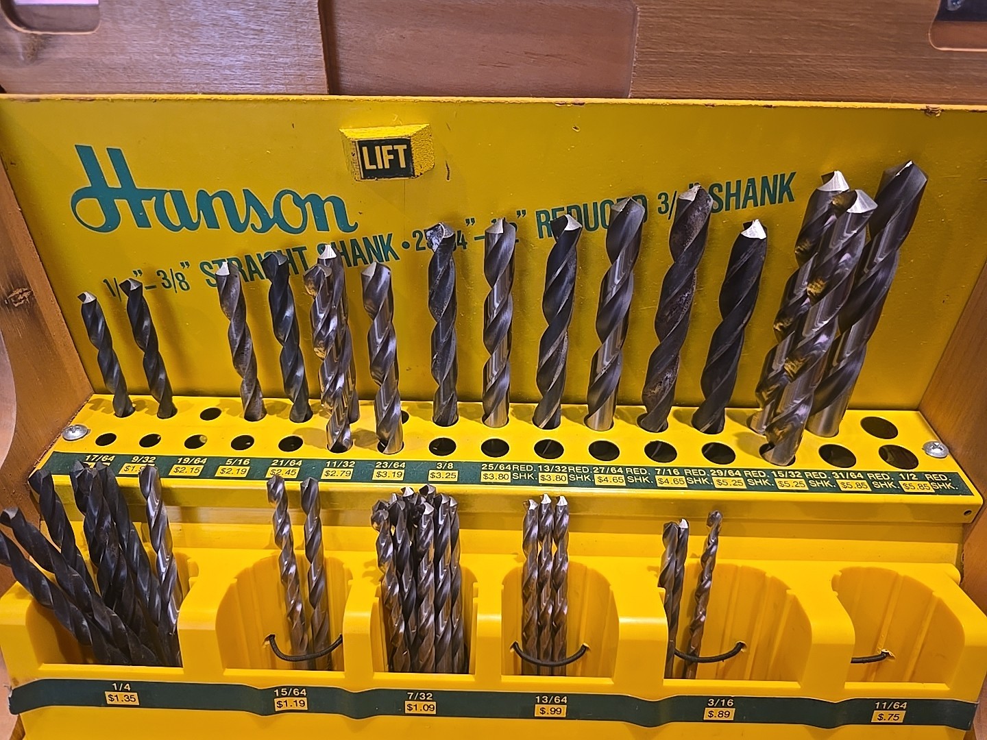 VINTAGE Hanson Drill Bit Advertising Counter Display Cabinet – w/ 54 DRILL BITS