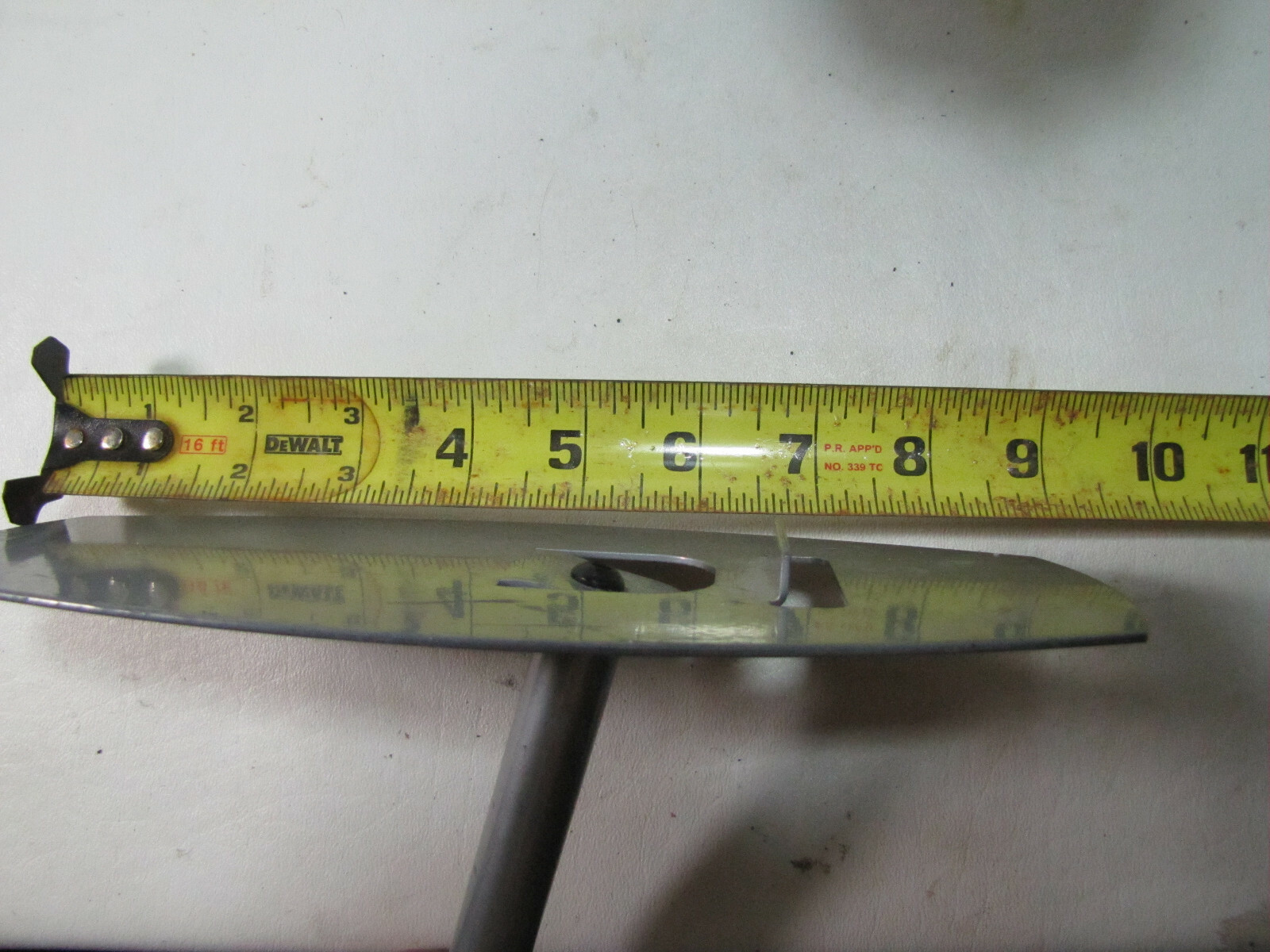 Lot 4x Shoe Riser, 9″H, Metal Display Stands Commercial