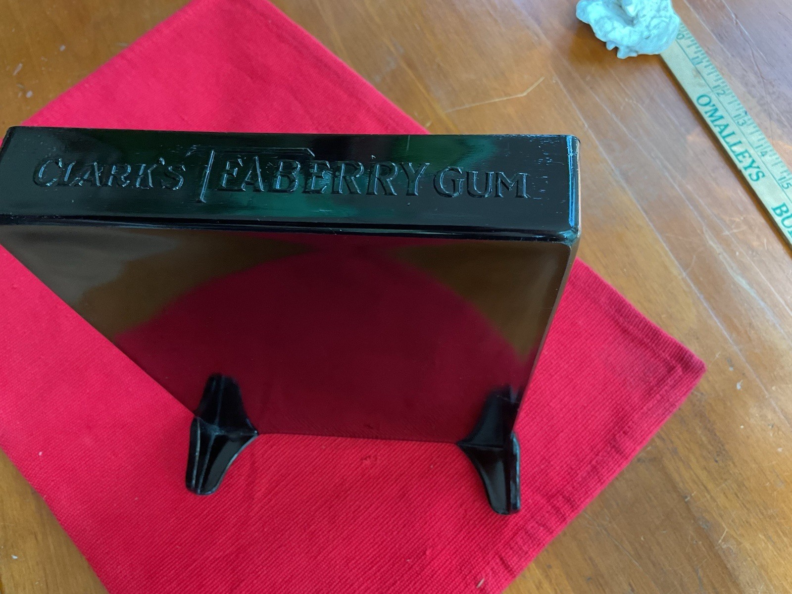 VTG CLARKS TEABERRY GUM Black Glass Advertising Store Countertop Display