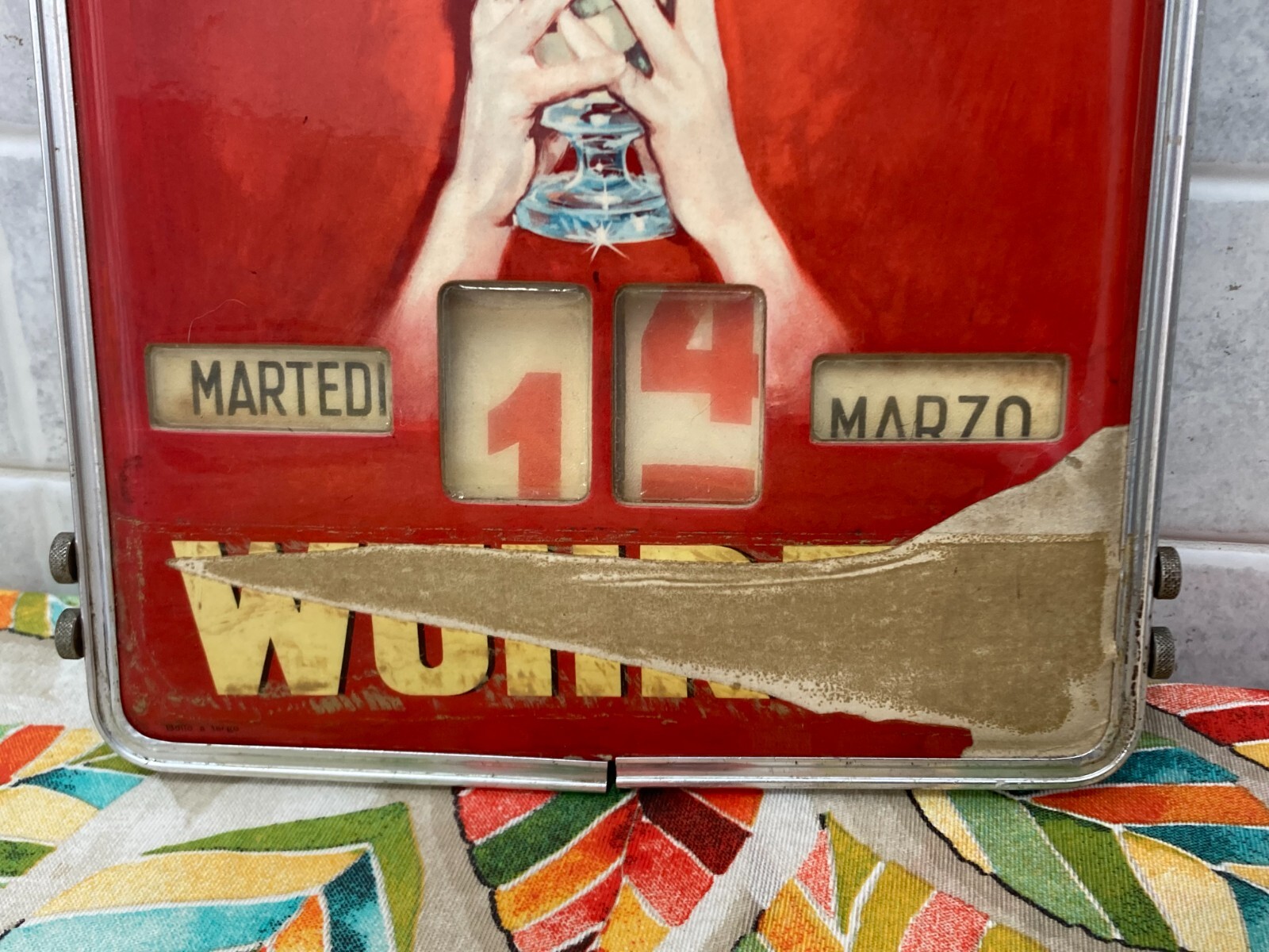 WUHRER MARILYN MONROE BEER ADVERTISING MECHANICAL PERPETUAL CALENDAR.???