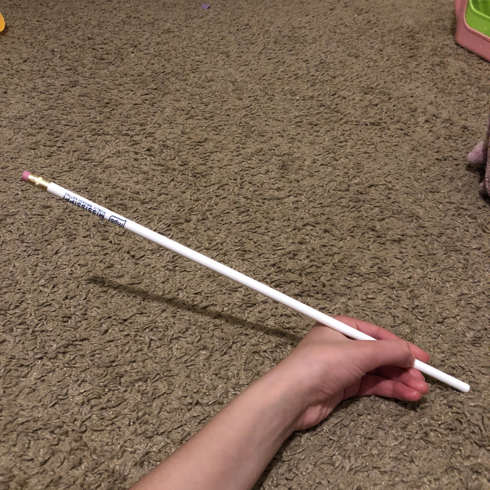 Super long pencil, very rare and valuable, super rare collectible
