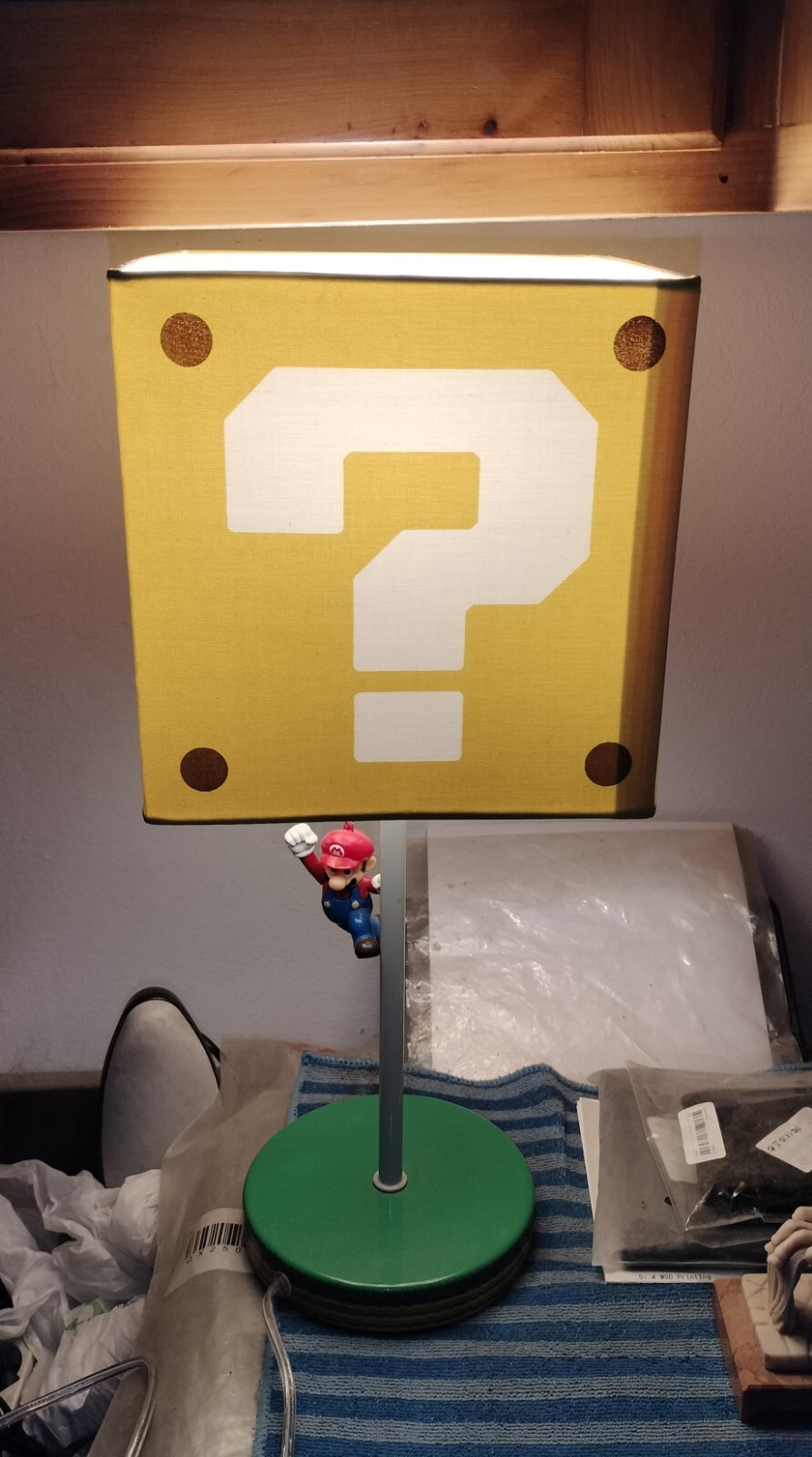 Super Mario Bros Collectibles Lot Giant Plush Luminous Sign ++