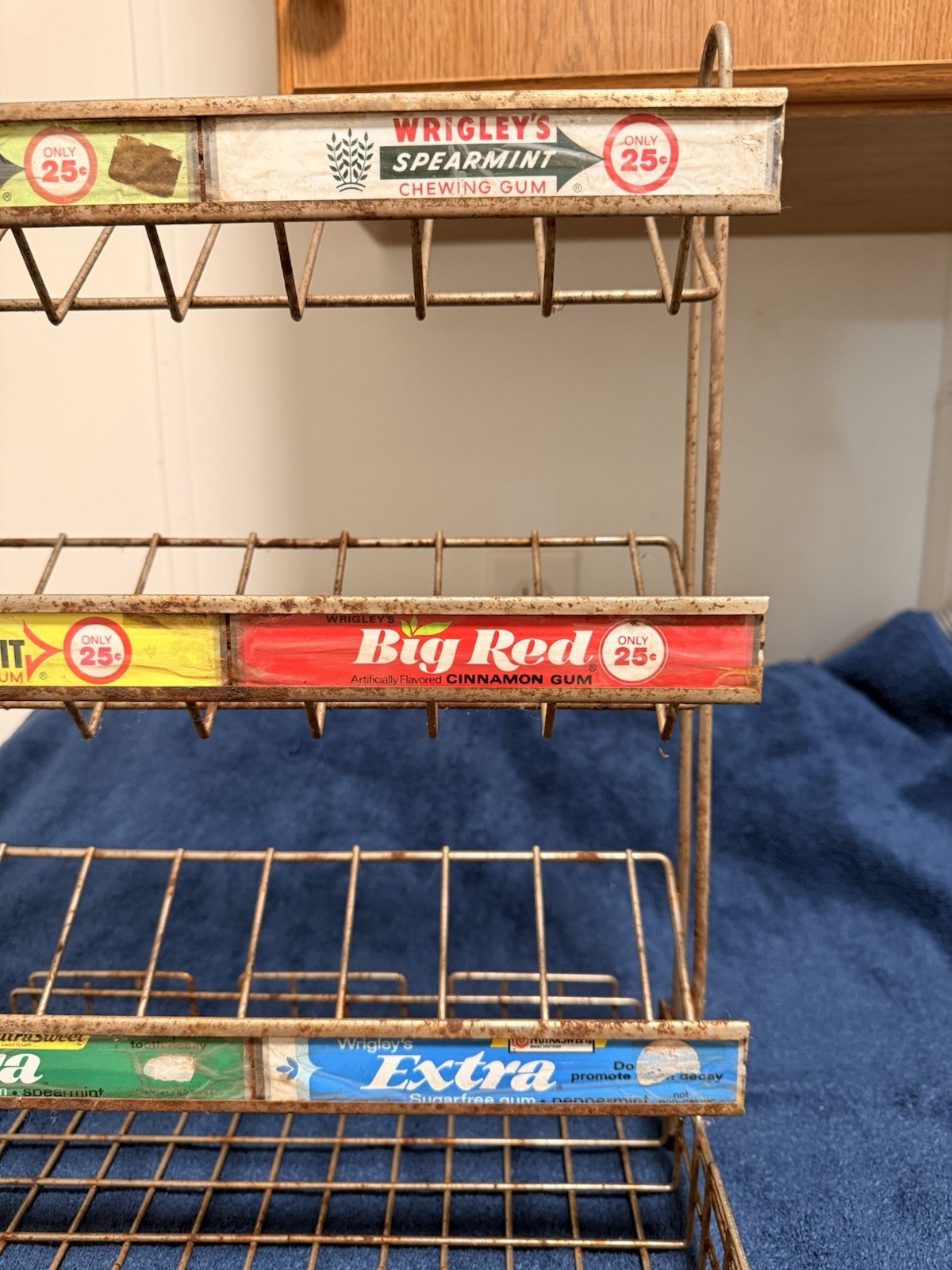 Vintage Wire Counter Top Wrigleys Gum Display Rack